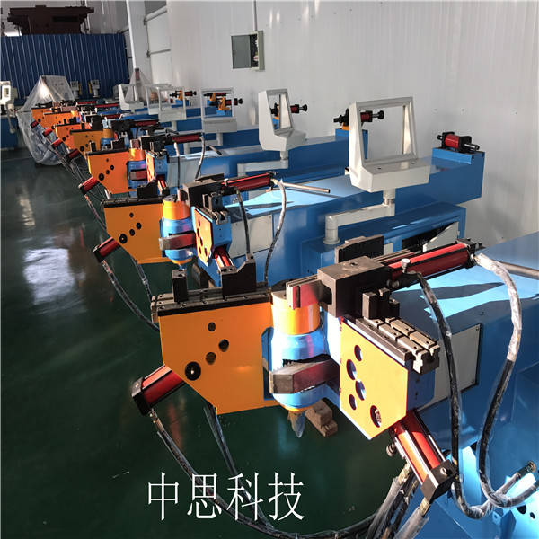 使用液壓彎管機(jī)有哪些特點(diǎn)及注意事項(xiàng)